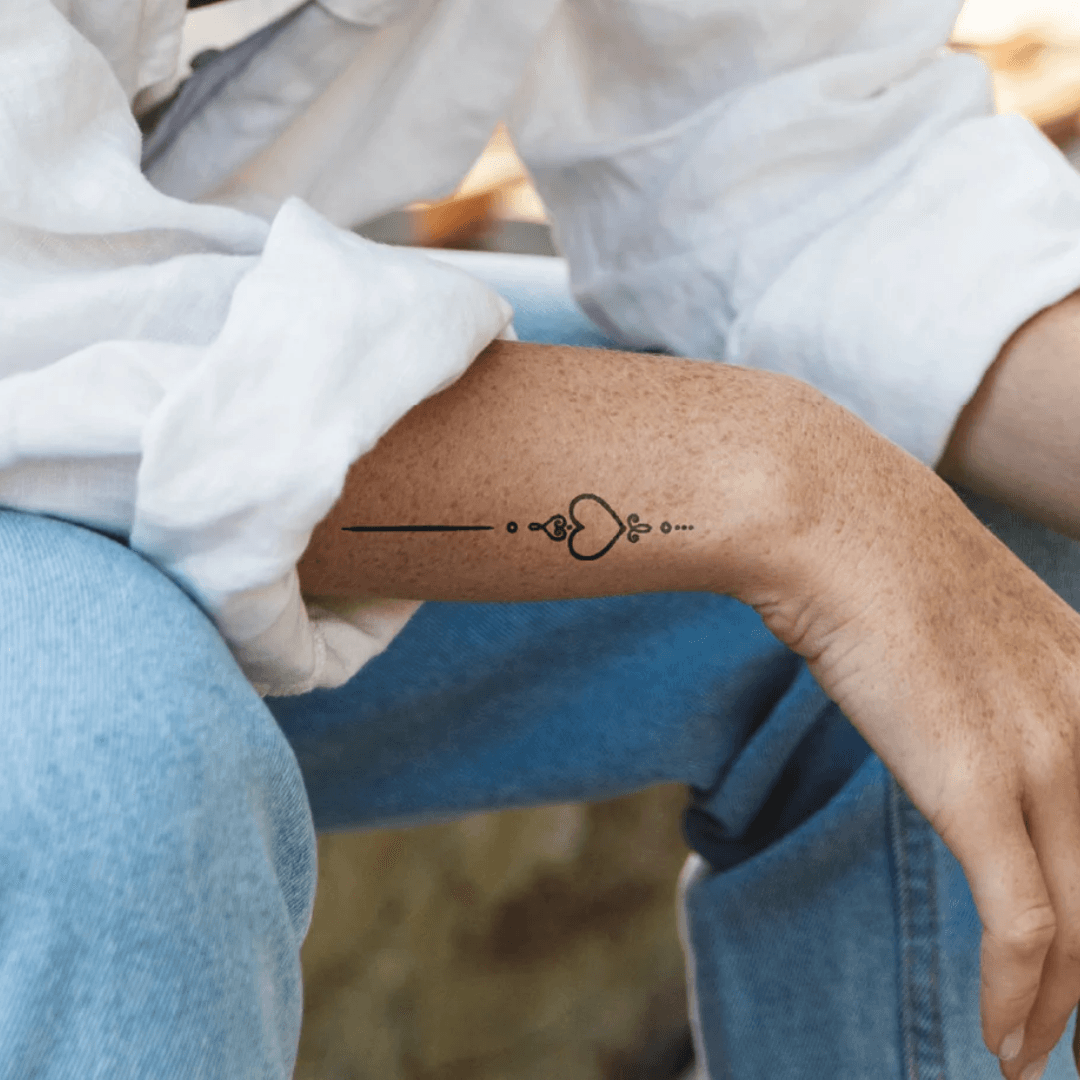 Langes Herz Tattoo Waterless – FestivalStuff, image size:1080x1080