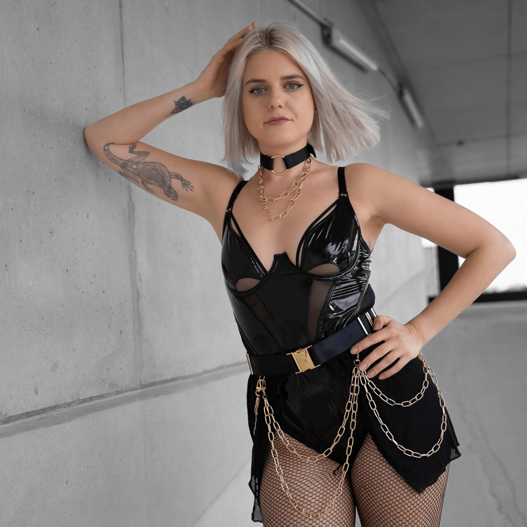 Choker Elegantly Kinky - FestivalStuff