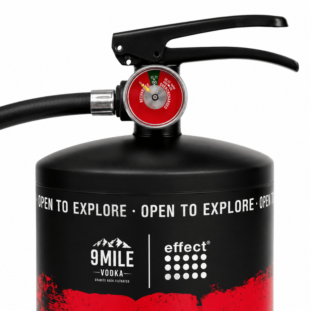 effect® Fire Extinguisher RUBY ROCK mit 9MILE Vodka - FestivalStuff