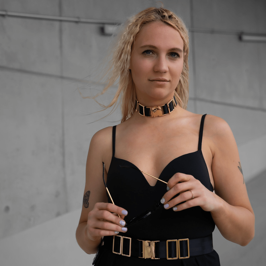 Klick Me Choker - FestivalStuff