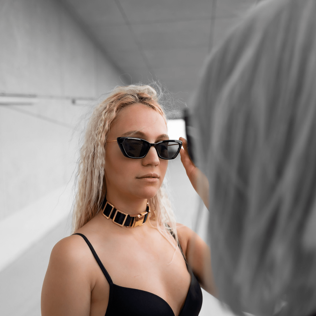 Klick Me Choker - FestivalStuff