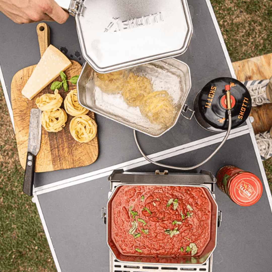 SKOTTI Dining Set - FestivalStuff