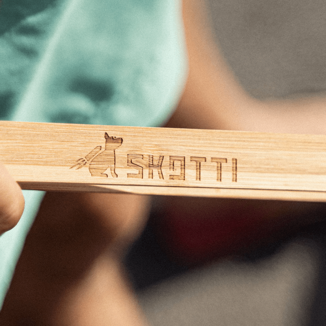 SKOTTI TONGS Grillzange - FestivalStuff