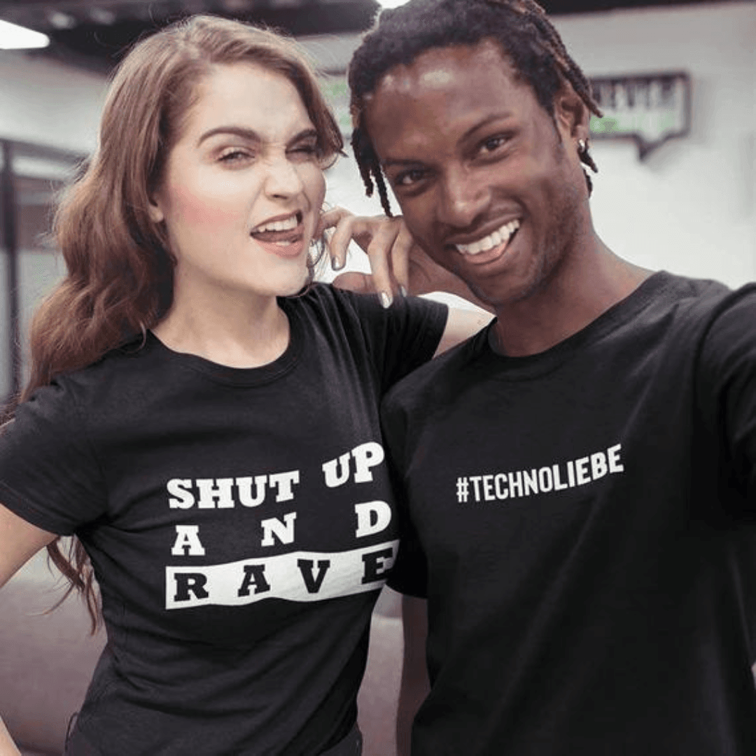 technoliebe T-Shirt (schwarz oder weiß / unisex) - FestivalStuff
