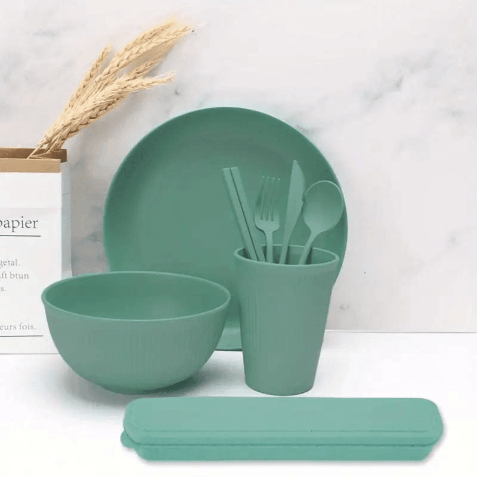 Geschirr - und Besteck Set 8 - teilig - FestivalStuff